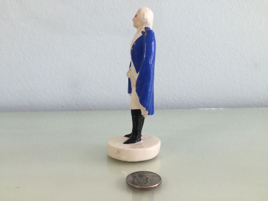 Pair Of Small Mt Vernon VA Figurines [Photo 8]