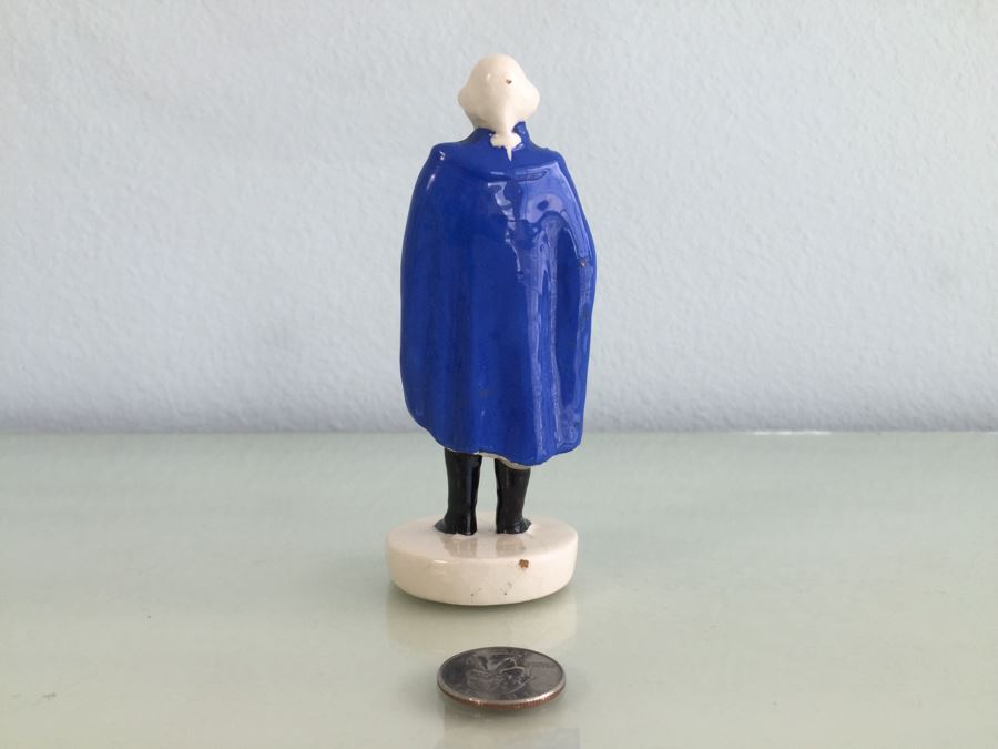 Pair Of Small Mt Vernon VA Figurines [Photo 9]