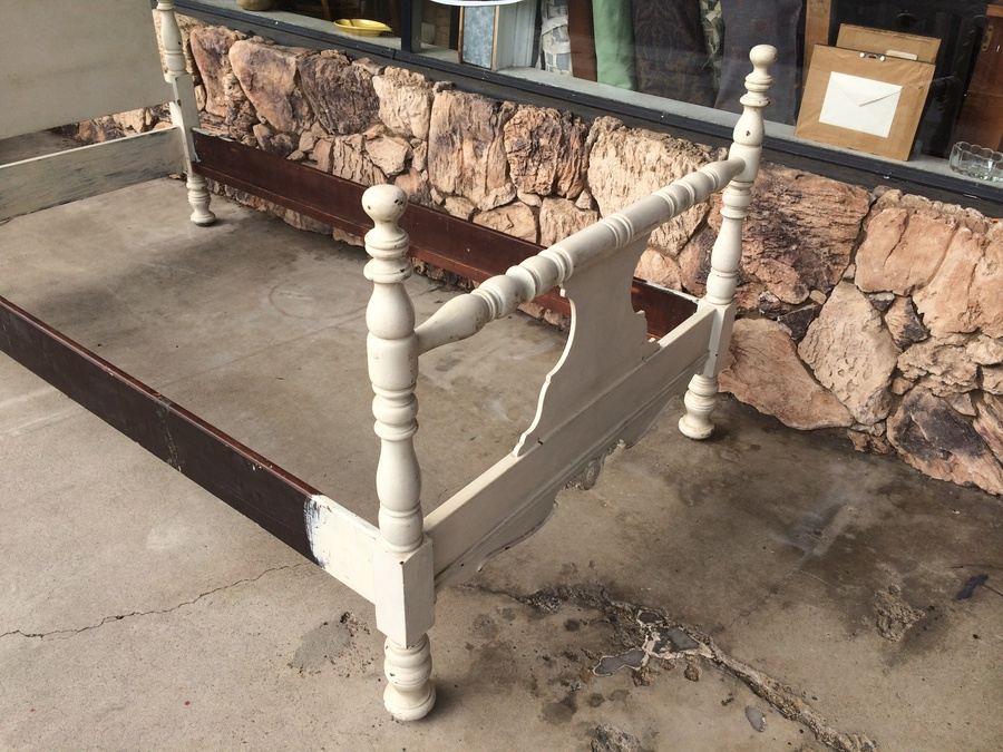 Vintage White Painted Twin Headboard and Footboard [Photo 12]