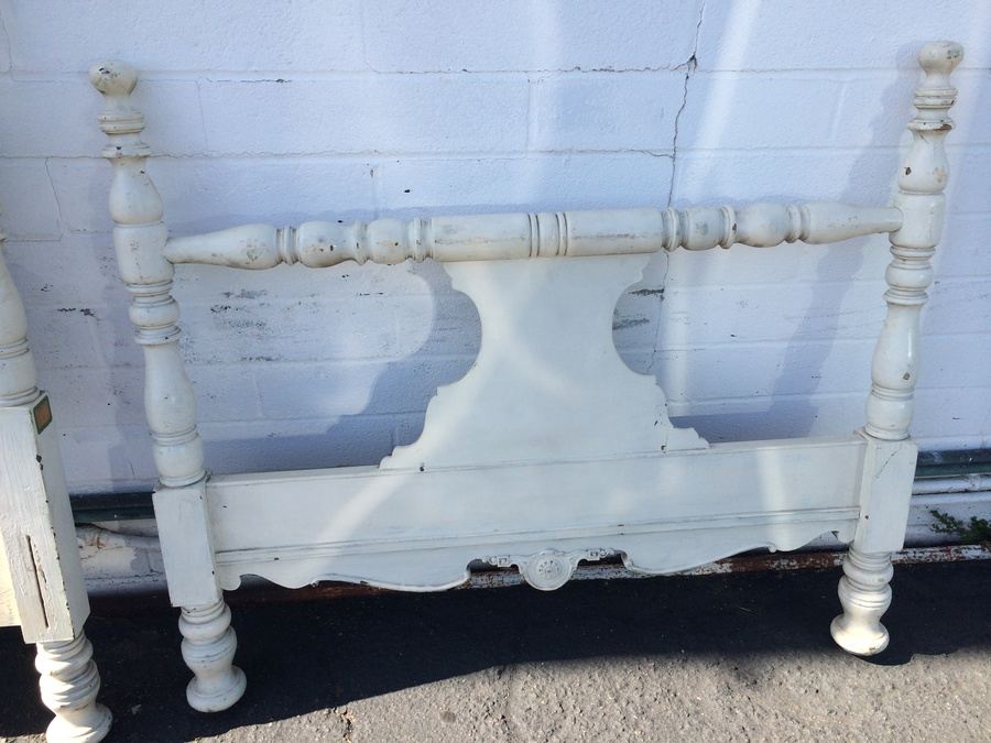 Vintage White Painted Twin Headboard and Footboard [Photo 6]