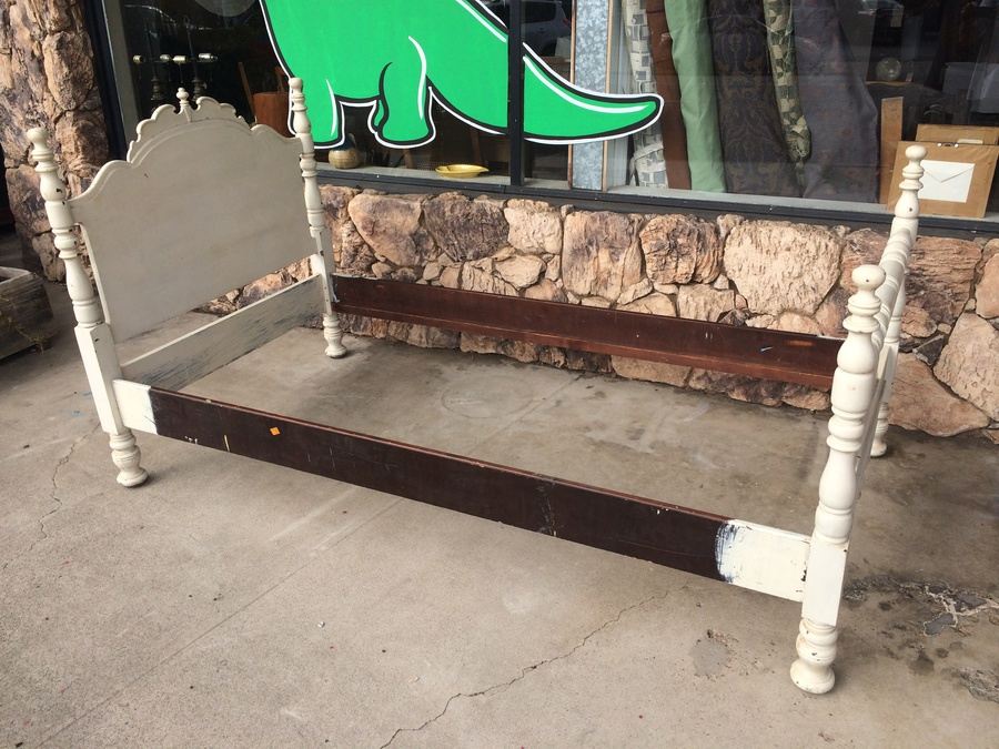 Vintage White Painted Twin Headboard and Footboard [Photo 2]