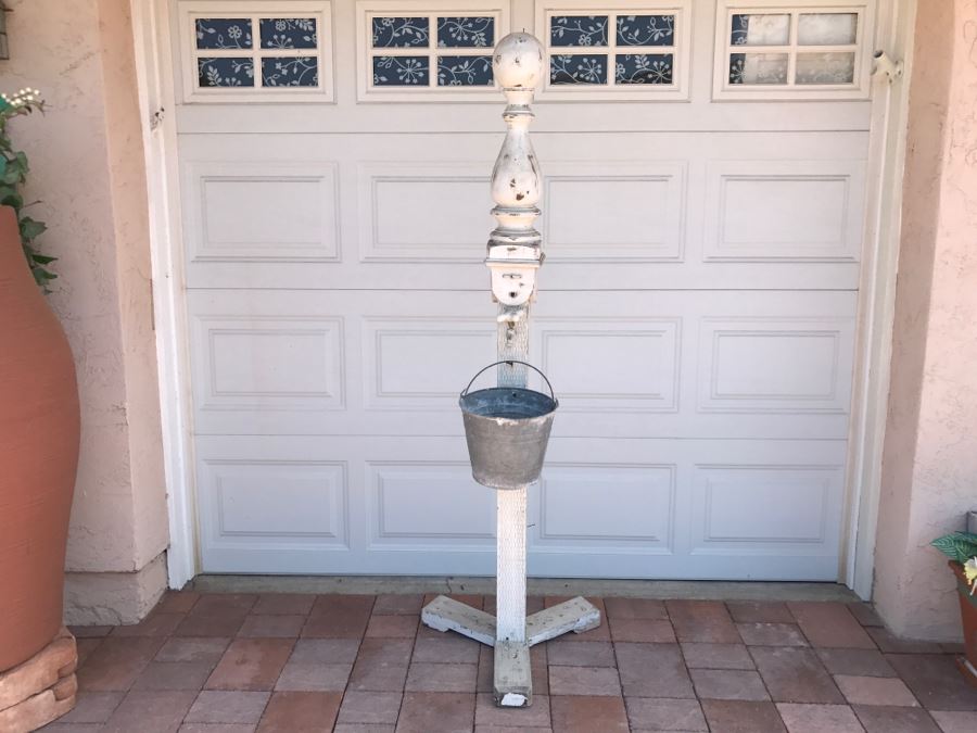 White Shabby Chic Wooden Rack Fountain With Galvanized Bucket (Missing Water Pump) [Photo 1]