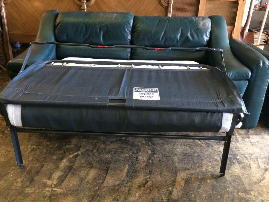 Green Sleeper [Photo 3]