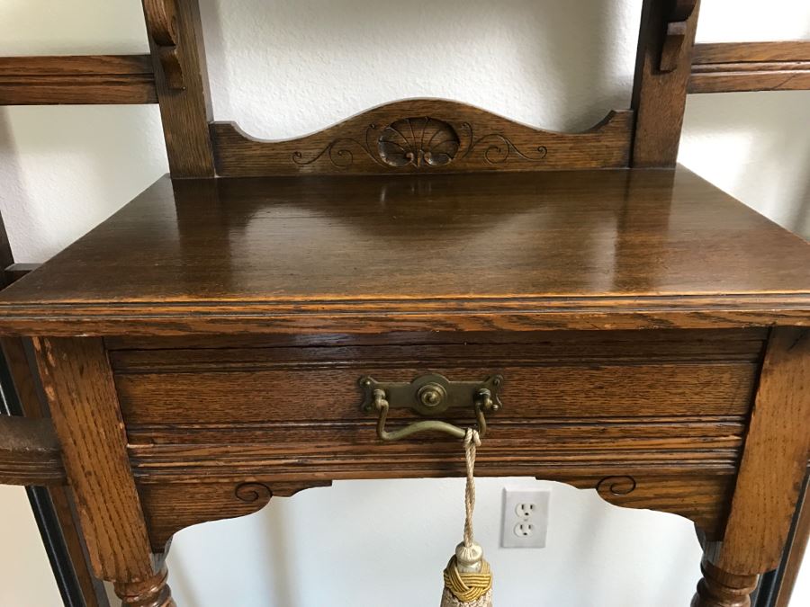 Stunning Antique Hall Tree [Photo 5]