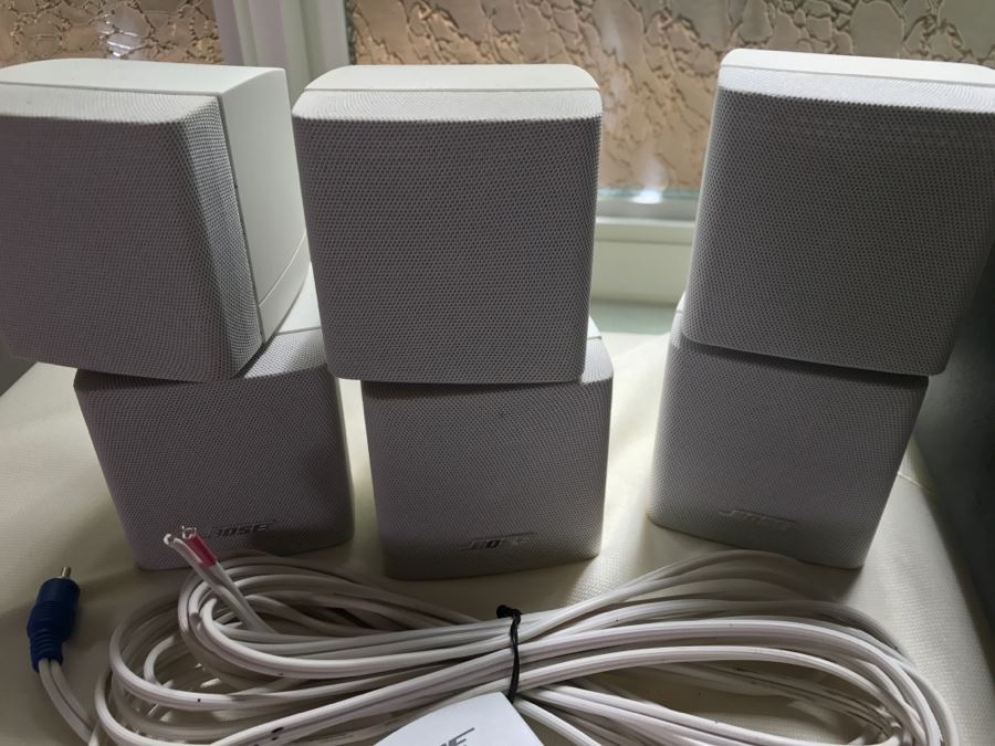 BOSE Model AV18 Media Center CD / DVD Player With 4-Piece BOSE Speaker System, BOSE Remote And TEAC PD-D1200 Multi CD Player [Photo 10]