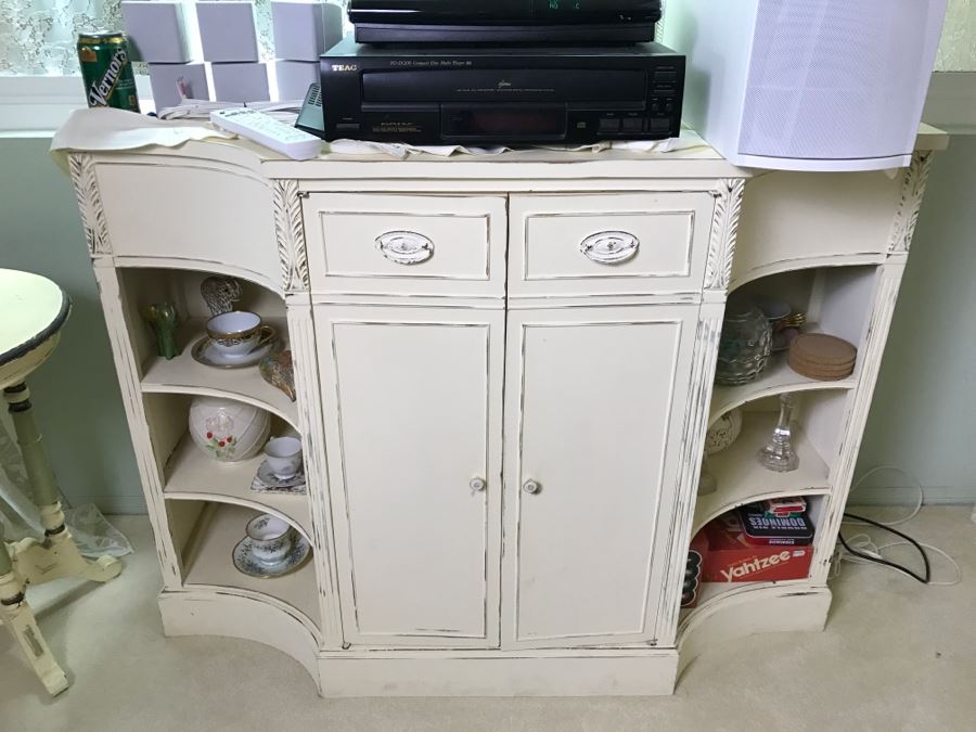 Shabby Chic Sideboard Cabinet [Photo 2]