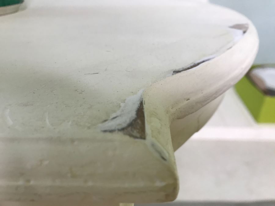 Shabby Chic White Side Table [Photo 6]