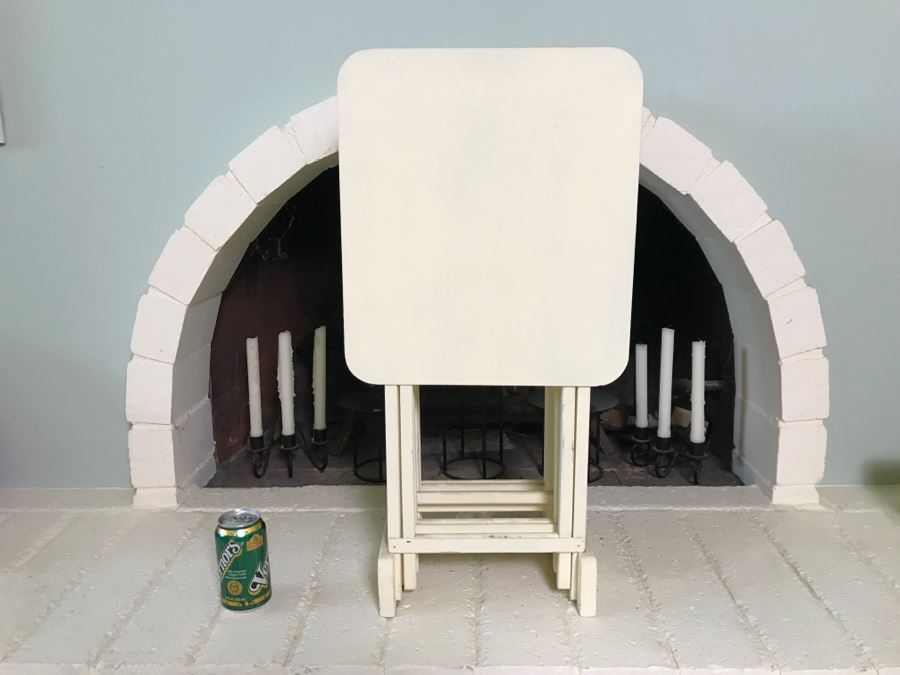 Set Of (4) White TV Trays With Stand [Photo 2]