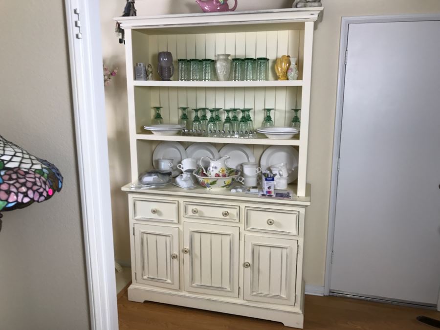 White Shabby Chic China Cabinet