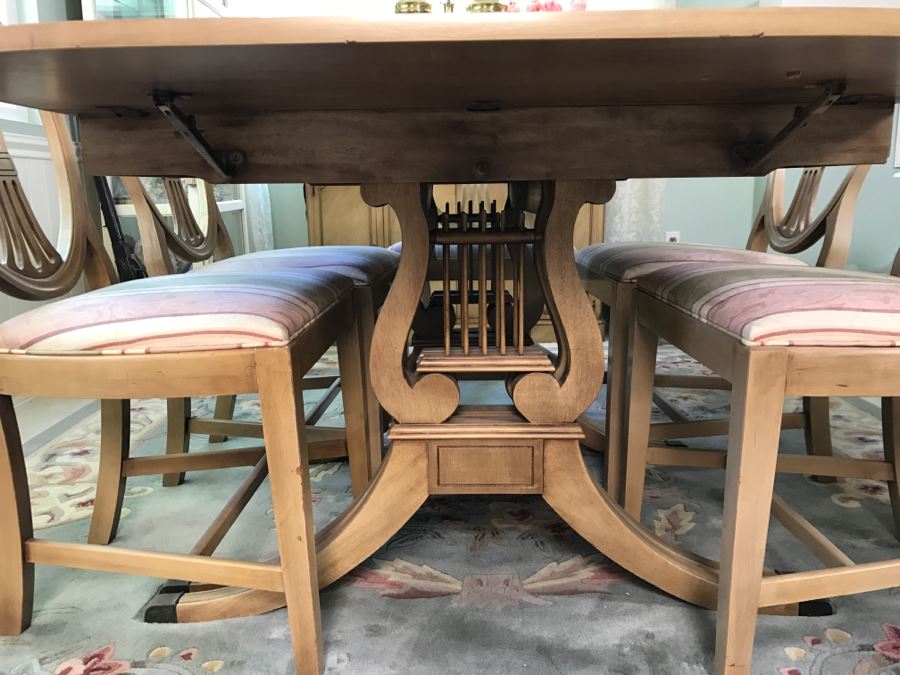 Stunning Drexel Duncan Phyfe Style Lyre Dining Table With (6) Chairs