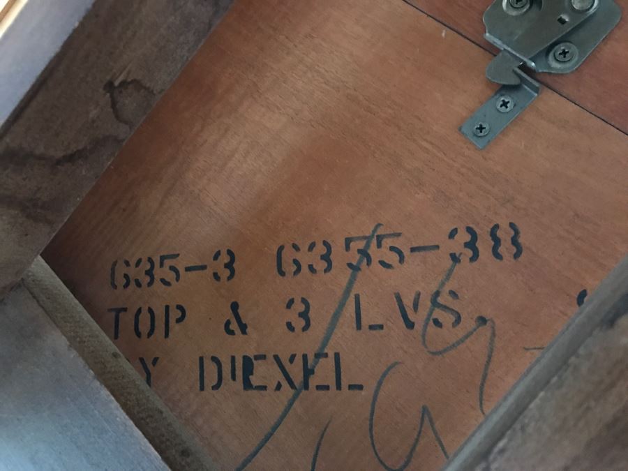 Stunning Drexel Duncan Phyfe Style Lyre Dining Table With (6) Chairs And (3) Leaves [Photo 8]