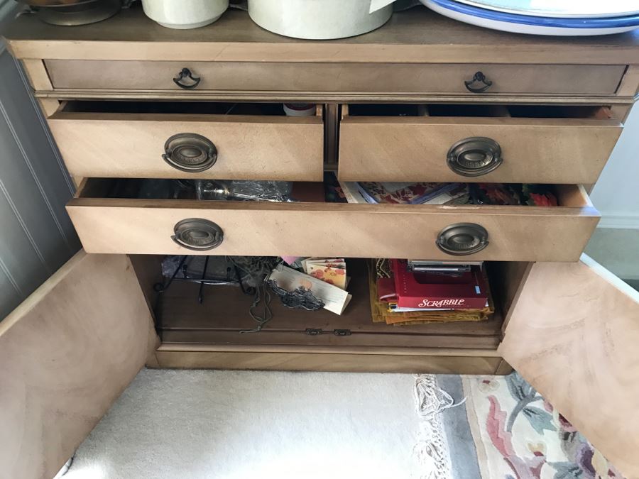 Drexel Sideboard Buffet Cabinet Matches Dining Table [Photo 11]