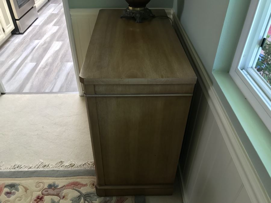 Drexel Sideboard Buffet Cabinet Matches Dining Table [Photo 14]