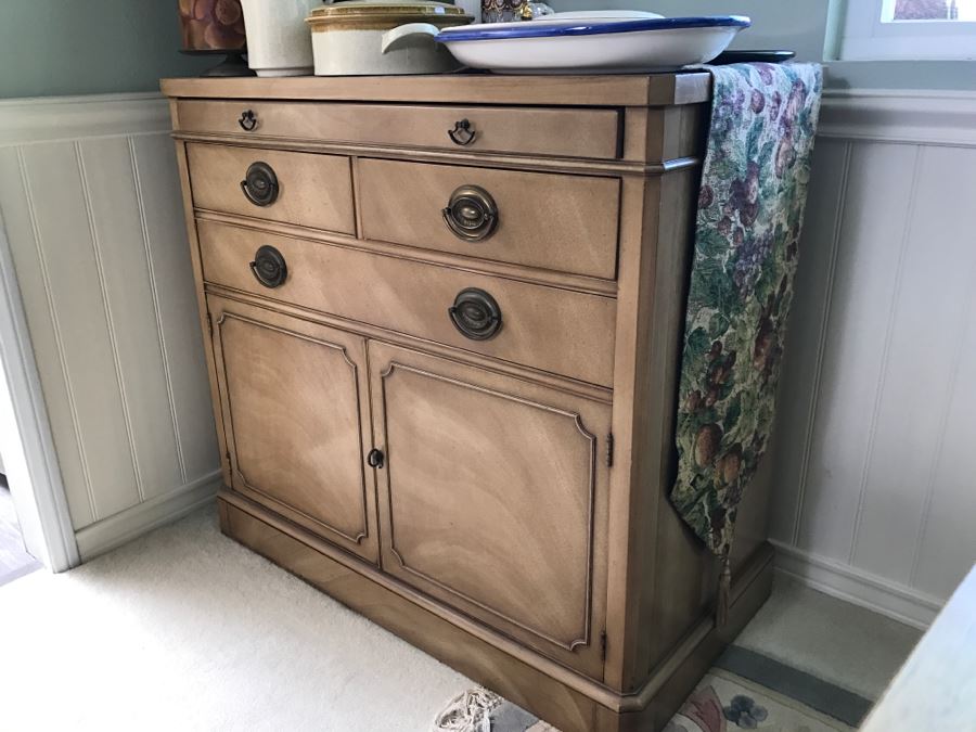 Drexel Sideboard Buffet Cabinet Matches Dining Table [Photo 5]