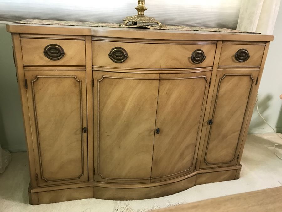 Drexel Sideboard Buffet Cabinet Matches Dining Table [Photo 3]