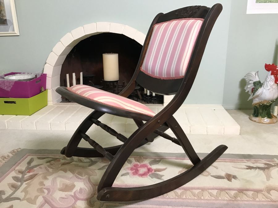 Folding Rocking Chair [Photo 1]