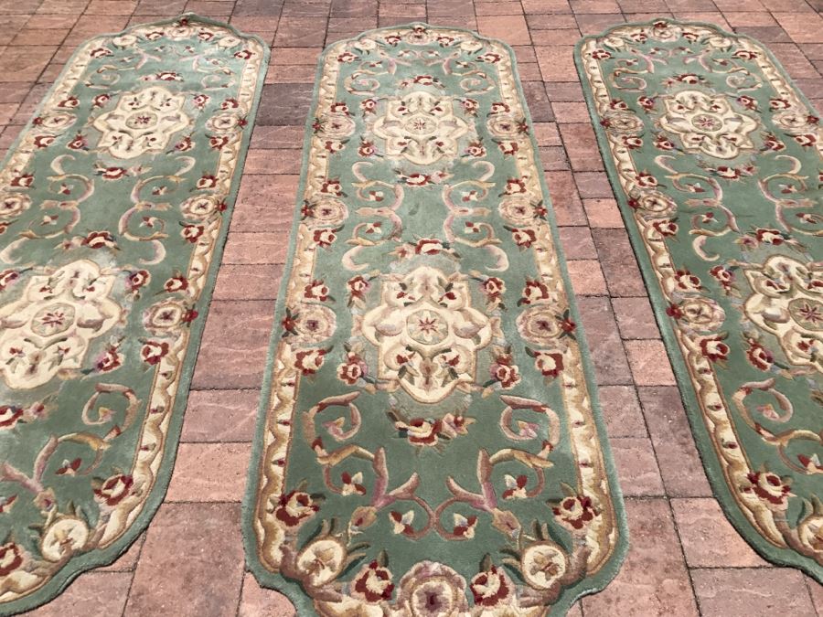 Set Of (3) Chinese Runner Rugs 96' X 30.5' [Photo 4]