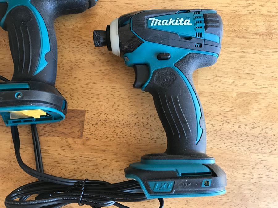 Pair Of Makita Cordless Drill-Drivers With Bag And Charger Appears Never Used [Photo 9]
