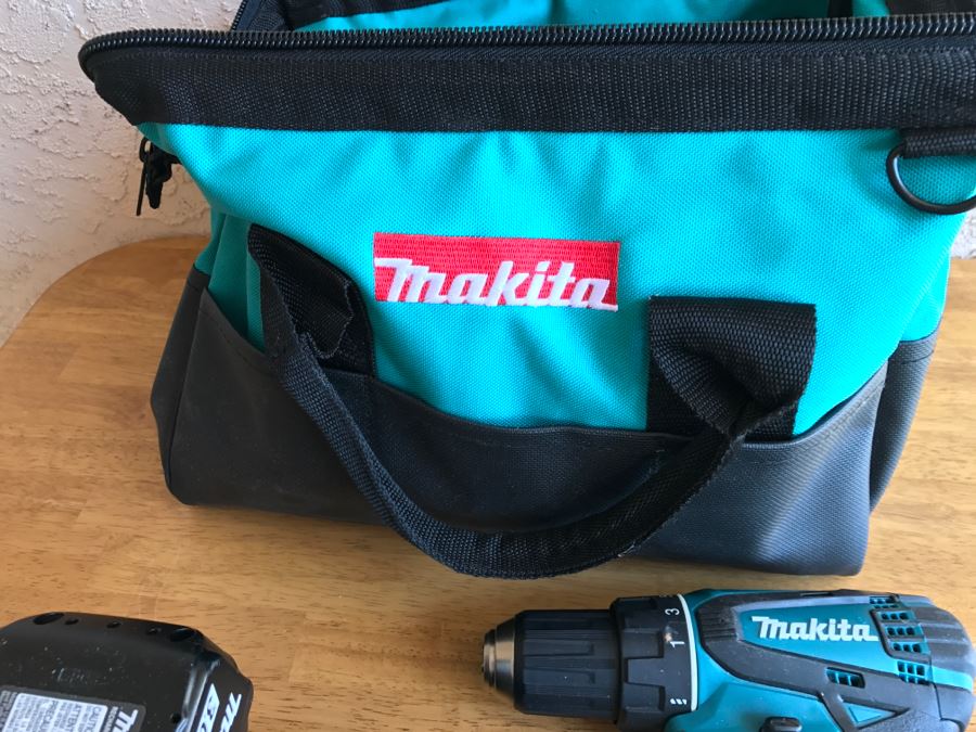 Pair Of Makita Cordless Drill-Drivers With Bag And Charger Appears Never Used [Photo 3]