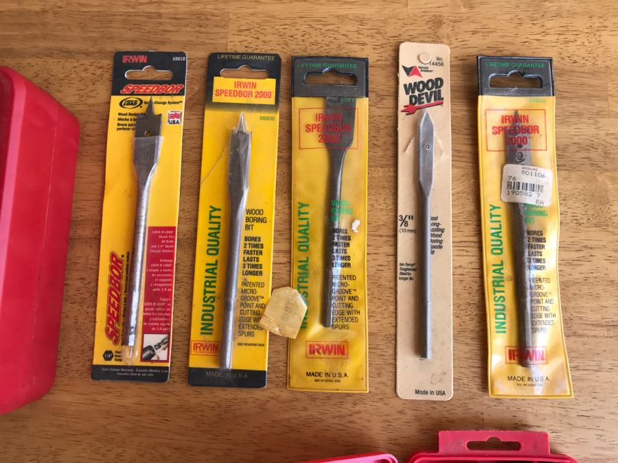 Large Red (On Left) Craftsman Tool Bit And Screwdriver Kit With Case And Various Bits [Photo 10]