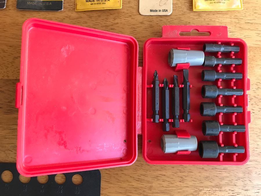 Large Red (On Left) Craftsman Tool Bit And Screwdriver Kit With Case And Various Bits [Photo 9]