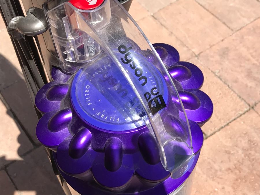 Dyson DC41 Upright Vacuum Cleaner [Photo 6]