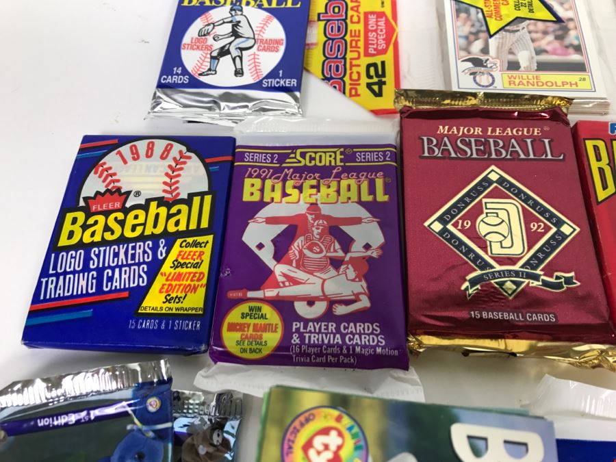 Large Lot Of Mostly Unopened Baseball Card Packs And Beanie Babies Collectors Cards Topps Fleer Donruss Score [Photo 8]