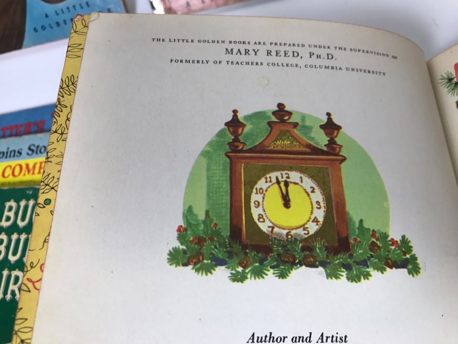(8) Vintage 1940's And 50's Little Golden Books Including Peter Pan, Little Black Sambo, The Road To Oz, Mad Hatter's Tea Party, Mary Poppins Story The Magic Compass  - See Photos [Photo 24]
