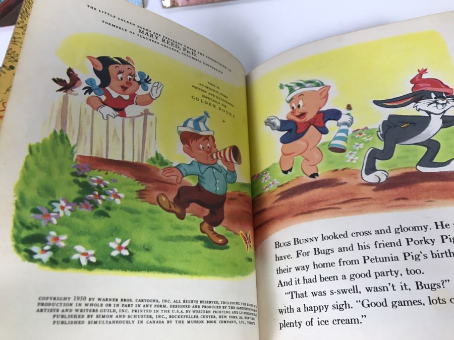 (8) Vintage 1940's And 50's Little Golden Books Including Peter Pan, Little Black Sambo, The Road To Oz, Mad Hatter's Tea Party, Mary Poppins Story The Magic Compass  - See Photos [Photo 19]