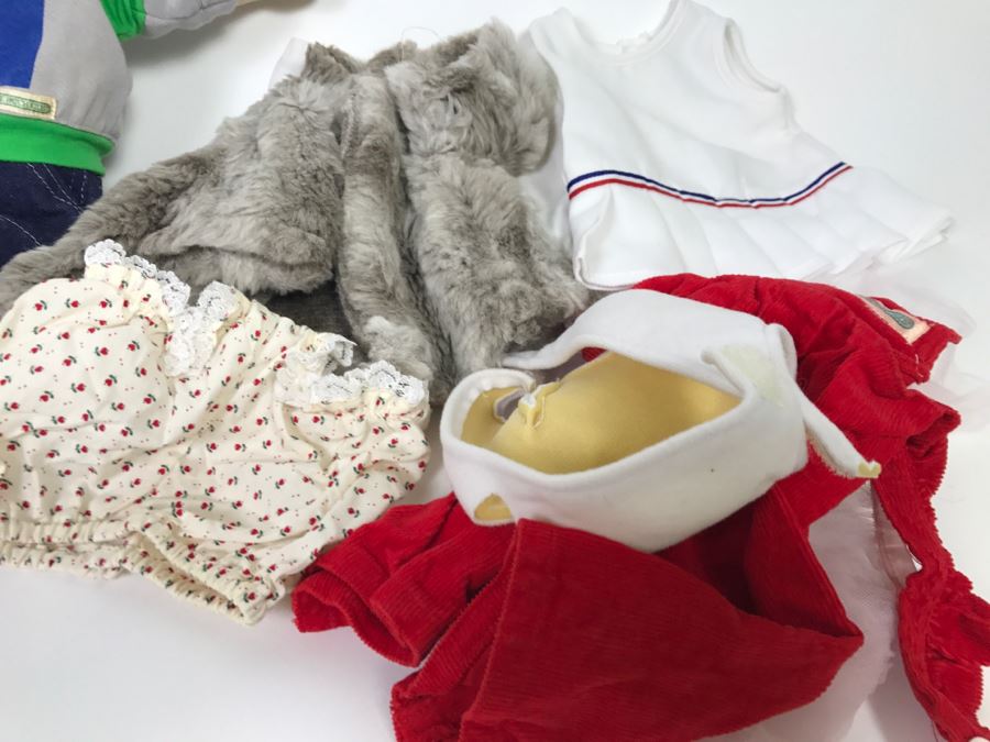 Pair Of Vintage Cabbage Patch Dolls With Doll Clothes [Photo 6]
