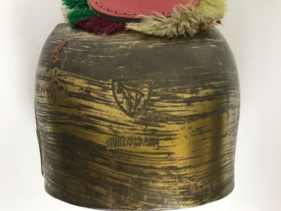Hand Painted Cow Bell From Switzerland [Photo 8]
