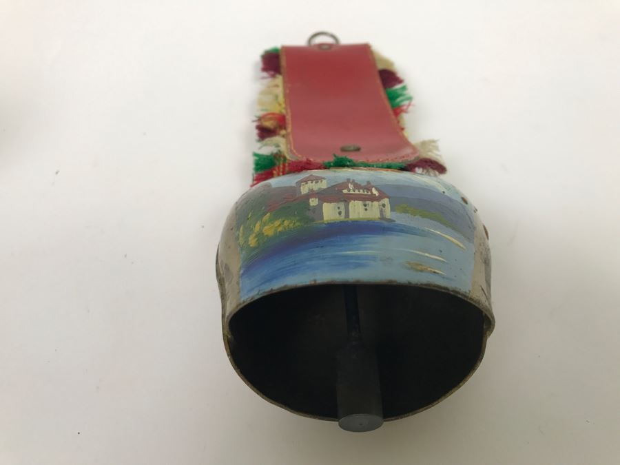 Hand Painted Cow Bell From Switzerland [Photo 5]