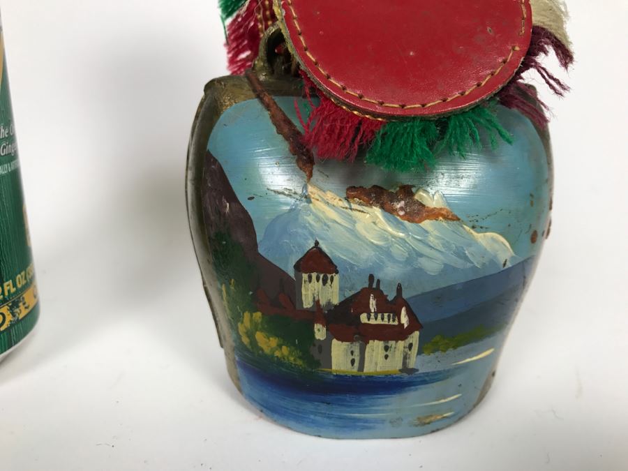 Hand Painted Cow Bell From Switzerland [Photo 2]