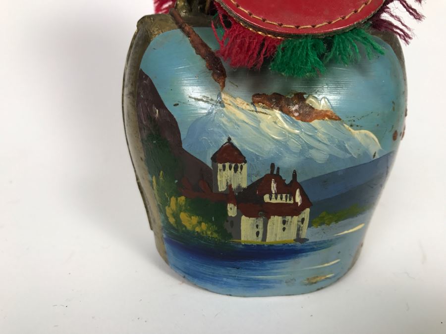 Hand Painted Cow Bell From Switzerland [Photo 3]