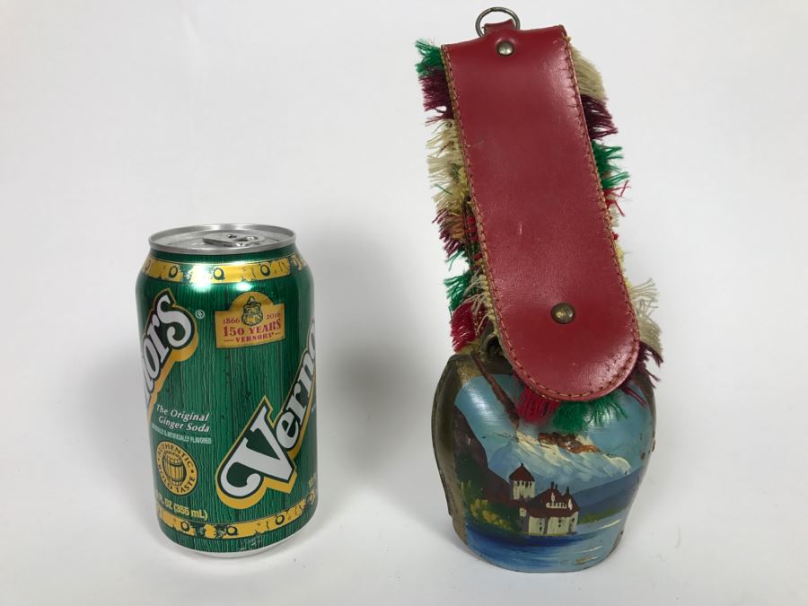 Hand Painted Cow Bell From Switzerland [Photo 1]