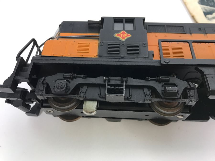 Pair Of American Flyer Lines Train Engines With Gilbert American Flyer Instruction Book 377 378 [Photo 15]