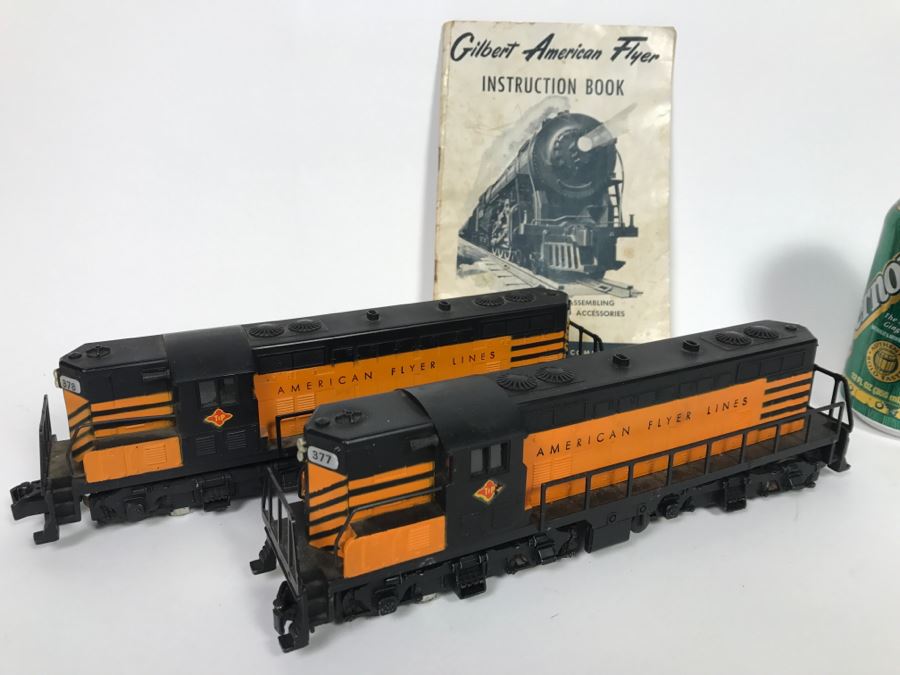 Pair Of American Flyer Lines Train Engines With Gilbert American Flyer Instruction Book 377 378 [Photo 2]
