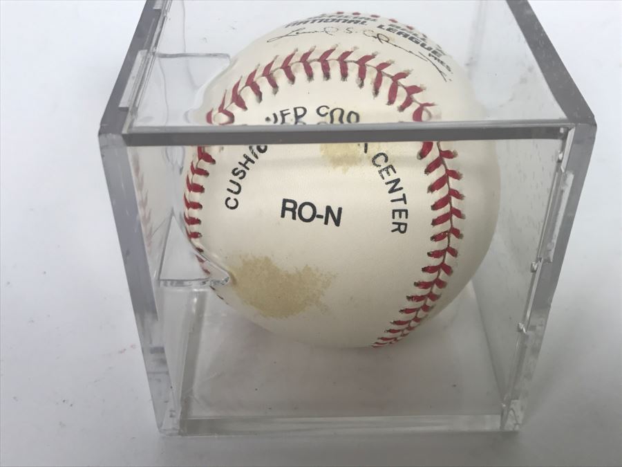 Signed Tony Gwynn MLB Baseball [Photo 6]