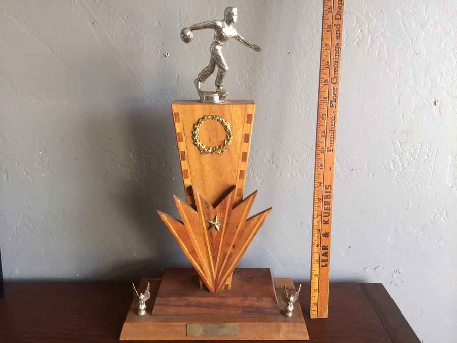 Hawaiian Wooden Inlay Bowling Trophies [Photo 6]