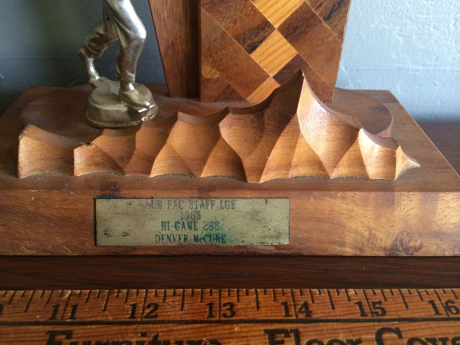Hawaiian Wooden Inlay Bowling Trophies [Photo 4]
