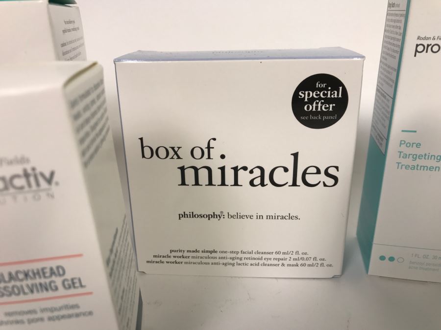 New Beauty Supply Lot With Proactiv And Dr Dennis Gross Skin Care Products [Photo 7]