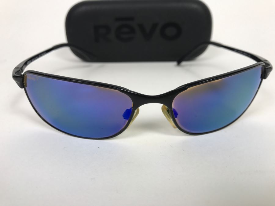 Men's REVO Italy Polarized Sunglasses With Case [Photo 1]