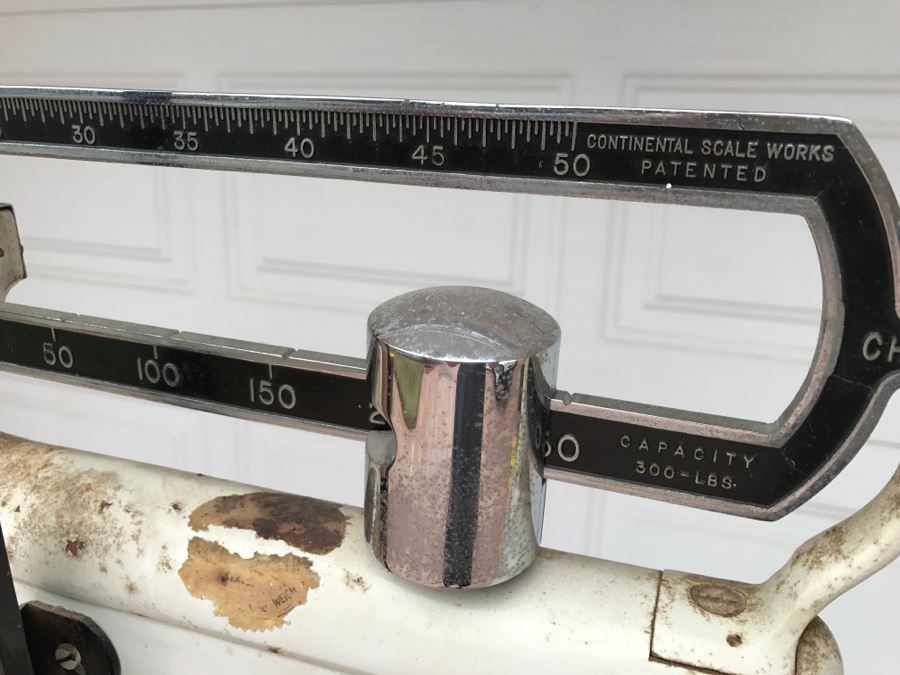 Vintage Physician's Medical Scale Continental Scale Works Chicago Cast Iron [Photo 6]