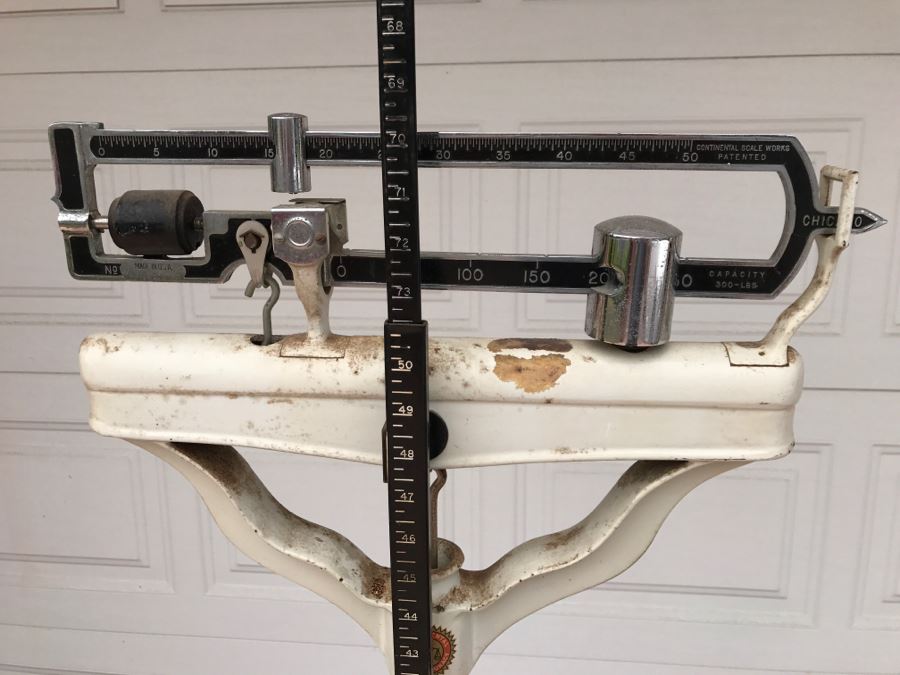 Vintage Physician's Medical Scale Continental Scale Works Chicago Cast Iron [Photo 4]