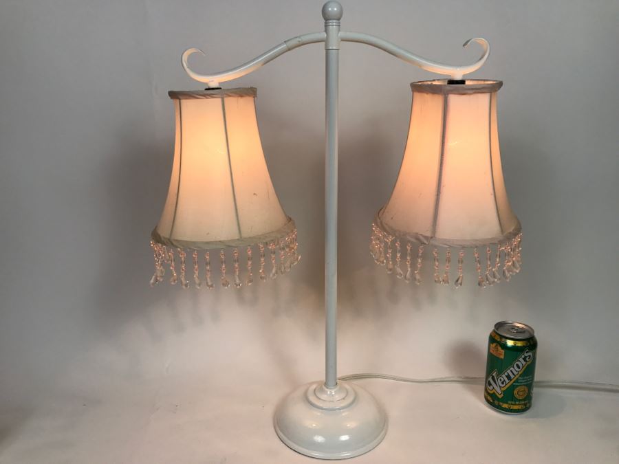 White Table Lamp [Photo 1]