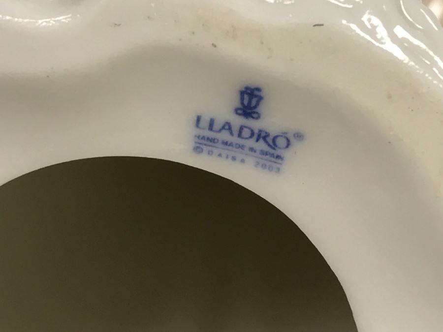 Lladro Angel Figurine [Photo 11]