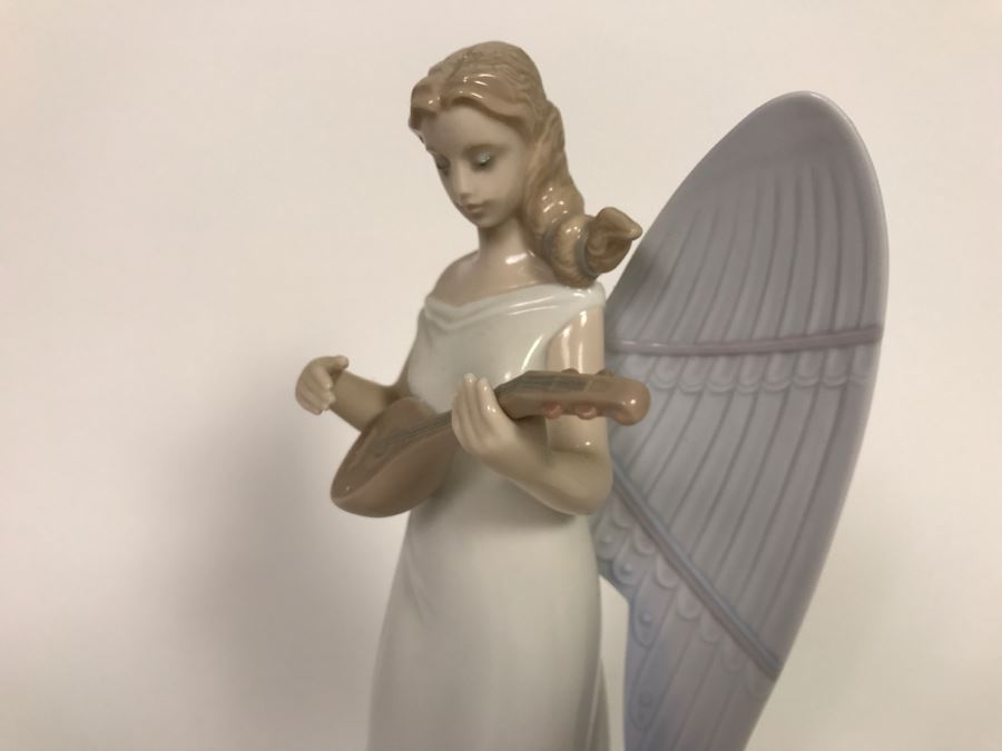 Lladro Angel Figurine [Photo 9]