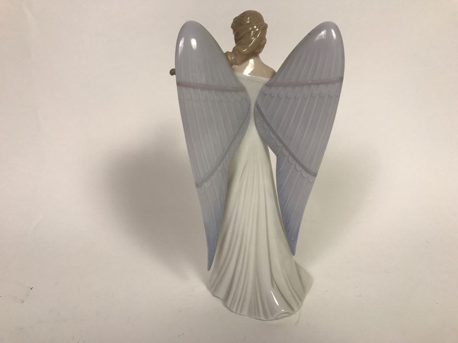 Lladro Angel Figurine [Photo 7]