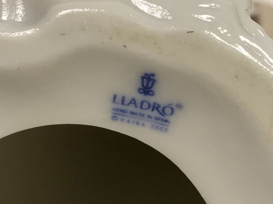 Lladro Angel Figurine [Photo 12]