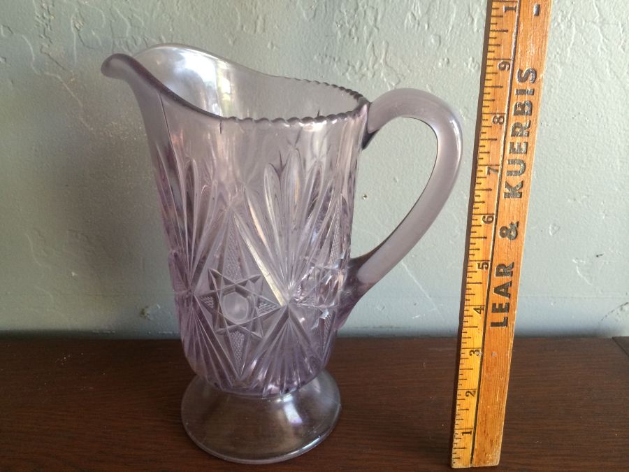Purple Glass Pitcher [Photo 4]